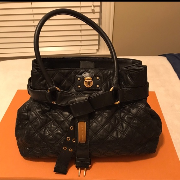 Marc Jacobs Black Quilted Leather Handbag - Picture 6 of 7